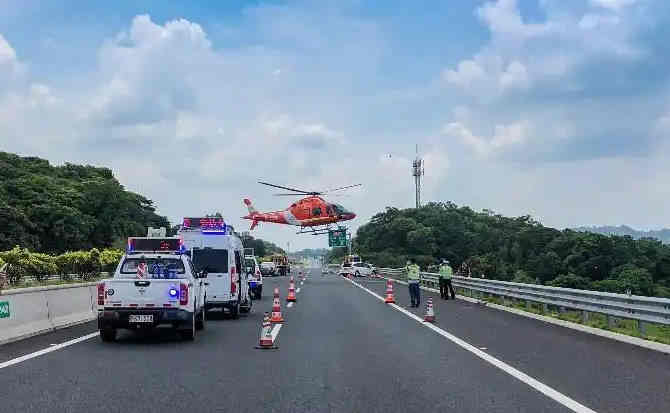 郓城高速公路汽车救援案例